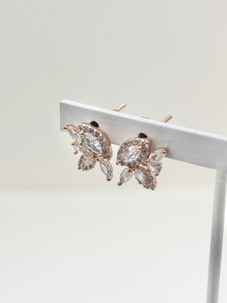 Starlace Petals Pierce E34