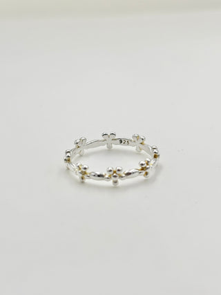 Many Mini Flower Ring B34