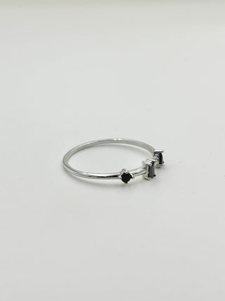 Triple Black Stone Ring B19