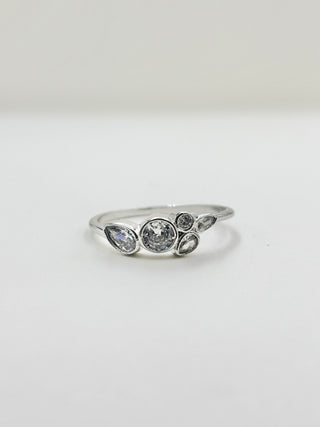 Many Crystal Ring C10
