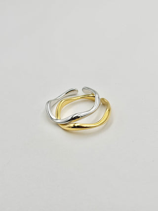 Simple Wave Ring A18