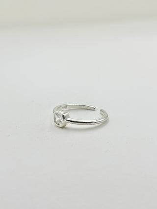 Silver Crystal Ring C42