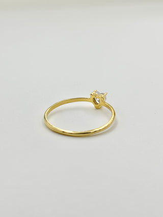 Crystal Heart Ring B23