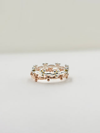 Many Mini Flower Ring B34