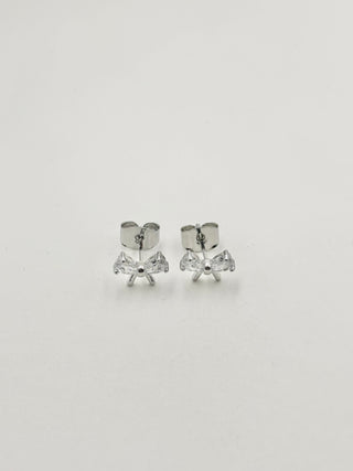Bow Kiss Pierce E11