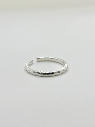 Silver Dented Ring C27
