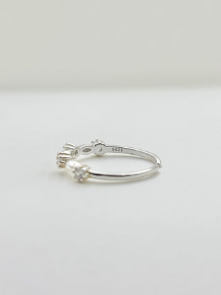 Four Flower Ring C14