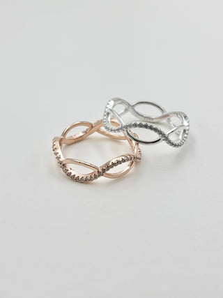 Girly Chain Ring A8