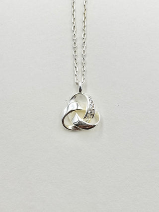 Double Hoop Necklace D3