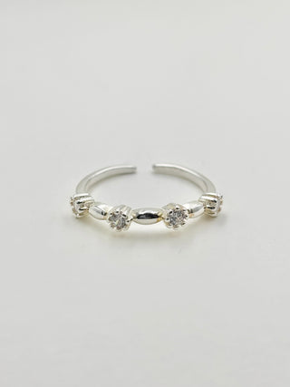 Four Flower Ring C14