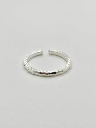 Silver Dented Ring C27