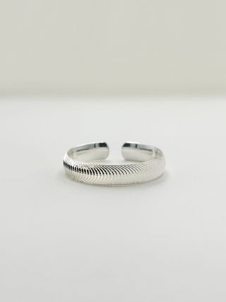 Silver Pattern Ring C4