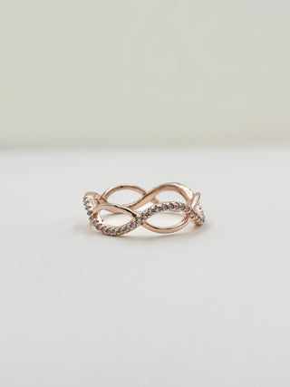 Girly Chain Ring A8