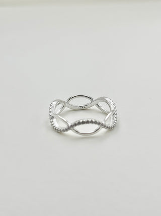 Girly Chain Ring A8