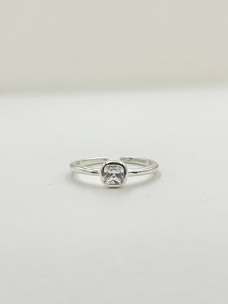 Silver Crystal Ring C42