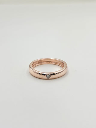 Tiny Heart Ring A16