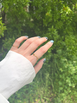 Simple Wave Ring A18