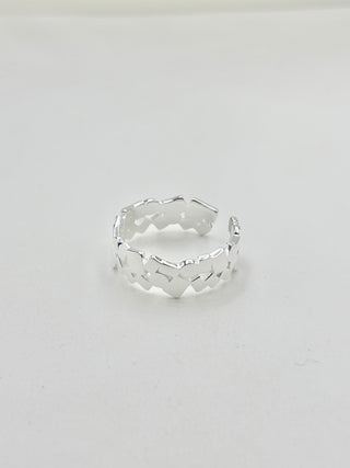 Edge Wave Ring C57