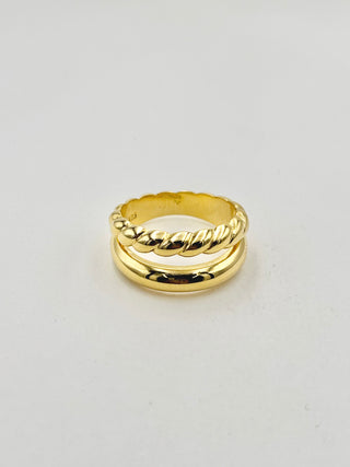 Elegant Double Twist Ring C55
